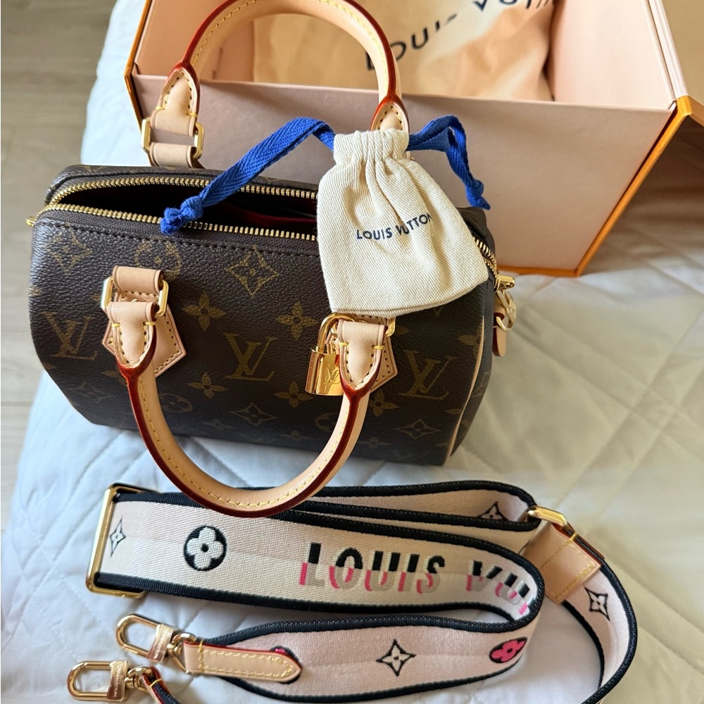 Louis Vuitton Speedy Bandoulière 20 Brown Monogram Handbag